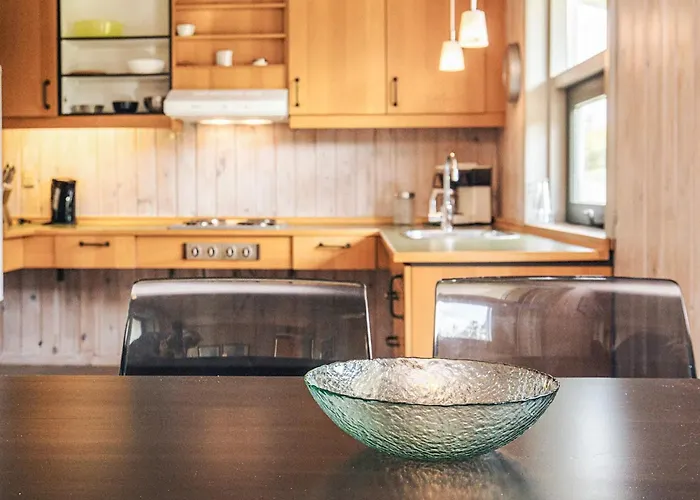 4 Person In Σπίτι διακοπών Hals